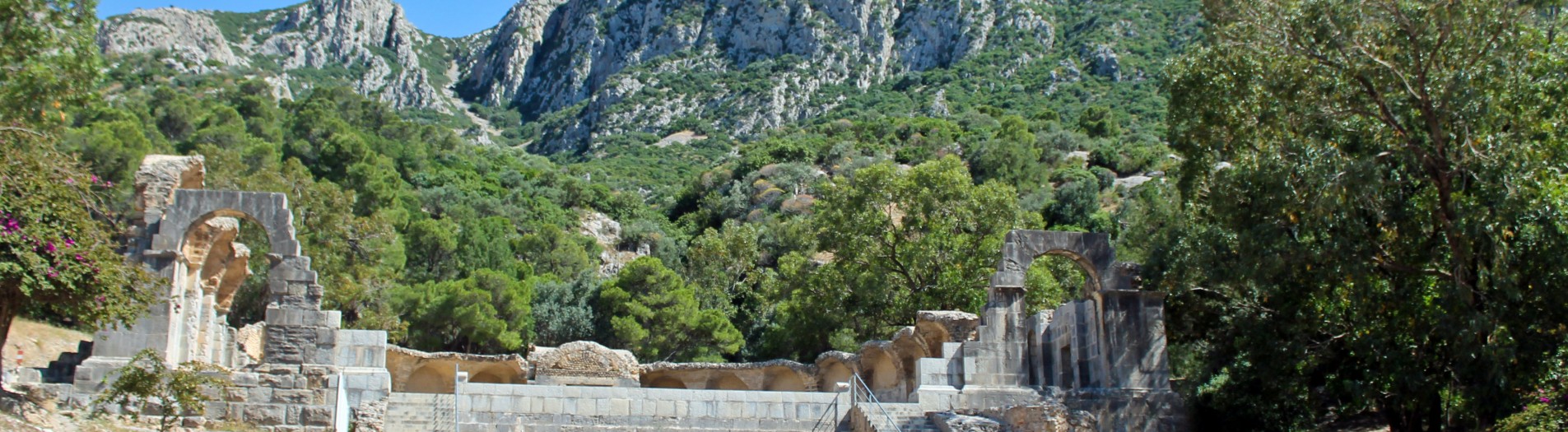 Temple des eaux Zaghouan et l’aqueduc